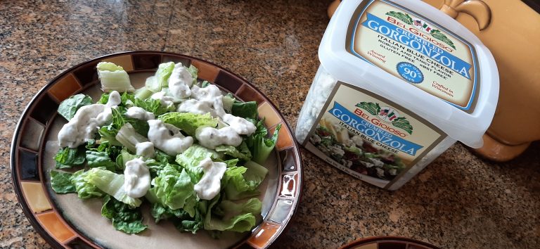 SIMPLE GORGONZOLA SALAD DRESSING | CHEZ CARR CUISINE